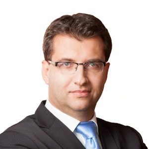 <b>Jarosław Niedzielewski</b><br>Investors TFI
