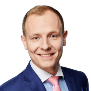 <b>Marek Straszak</b><br>Generali In<span style='font-size:9px'>v</span>estments TFI