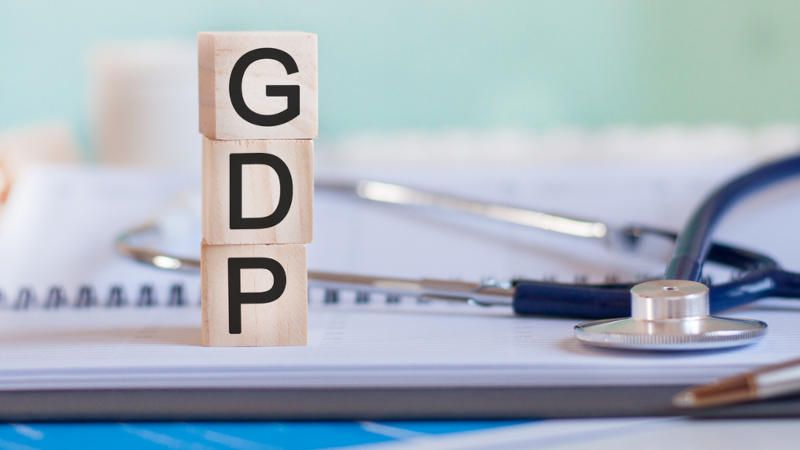 MFW: globalna gospodarka między wojną a technologią. Polska wciąż na plusie