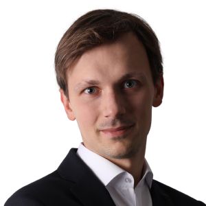 <b>Mateusz Mucha</b><br>Beta ETF