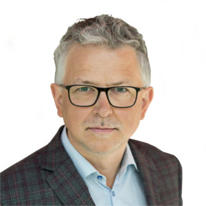 <b>Robert Stanilewicz</b><br>Analizy Online
