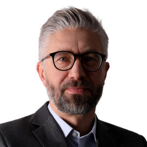 <b>Robert Sochacki</b><br>BETA Securities Poland