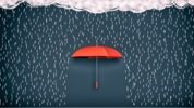 parasol pod deszczową chmurą