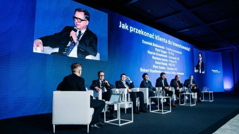 Jak przekonać klienta do inwestowania?