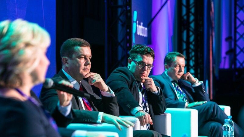 debata fund forum
