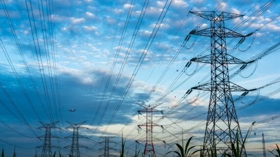 Szokujące prognozy Saxo Banku na 2026: blackout w Polsce