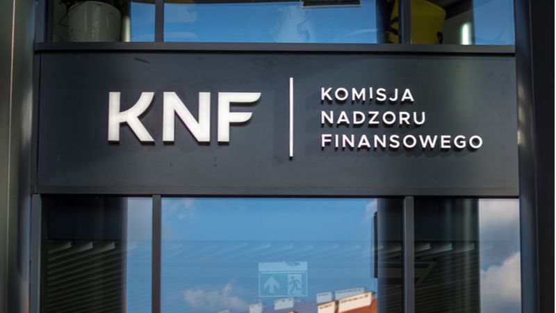 Ograniczenie podmiotów uprawnionych do zarządzania portfelem inwestycyjnym funduszy