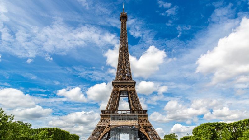 Stratedzy przewidują, że francuski kryzys nie zakończy europejskiej hossy