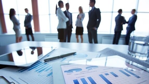 Fidelity: Badanie ankietowe opinii analityków w 2024 – Gotowi na reset