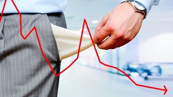 Czerwiec: akcje i obligacje dalej tanieją, ale spadają też ceny surowców