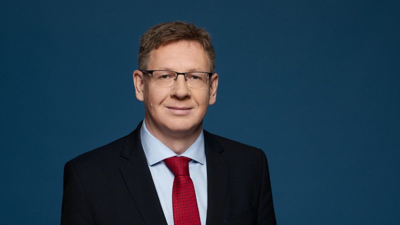 Mateusz Gołąb Uniqa zarząd