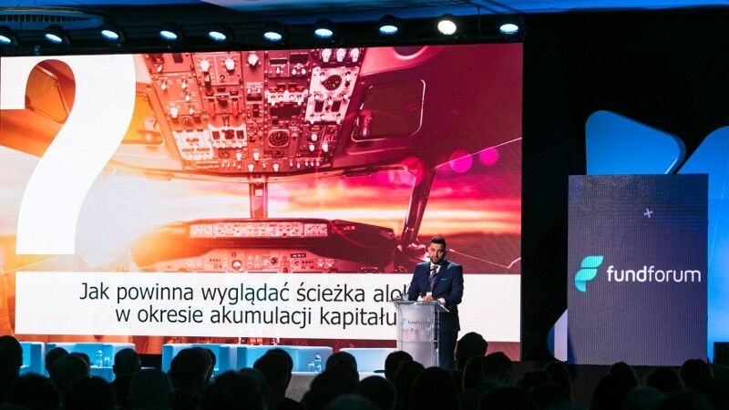 Michał Duniec na mównicy