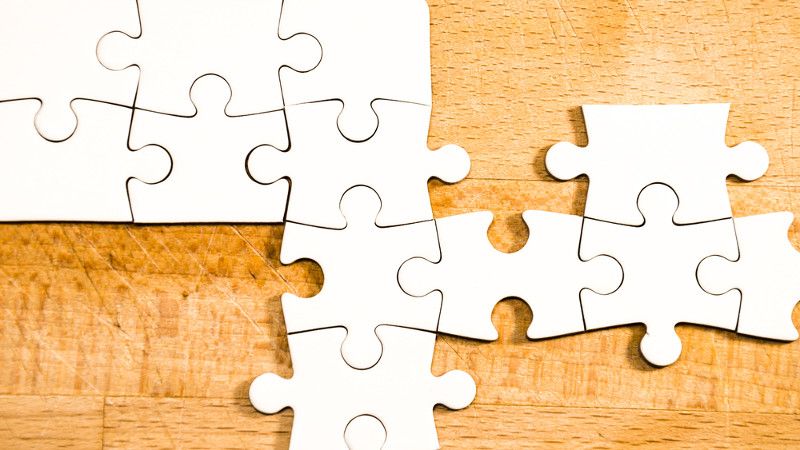 Białe puzzle