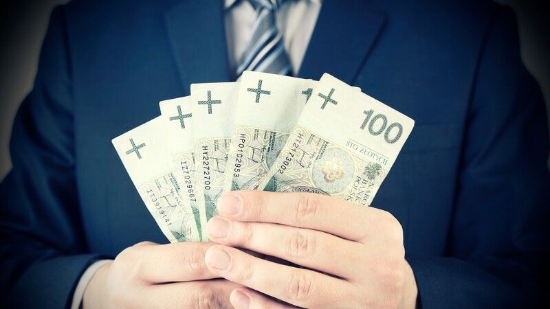 Udane półrocze. Solidne success fee
