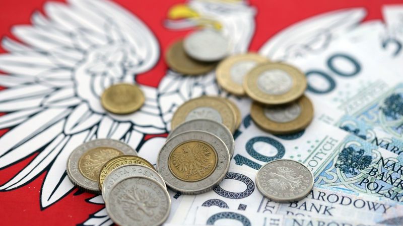 Polska gospodarka rosła szybciej. GUS podniósł szacunki PKB