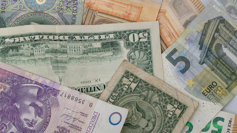 Rentowności, ropa i dolar rozdają karty. Co to oznacza dla funduszy w Polsce?