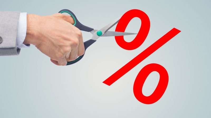 Czy czeka nas fala obniżek opłat w funduszach dłużnych?